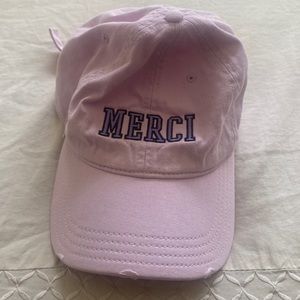 Cute baseball cap!!